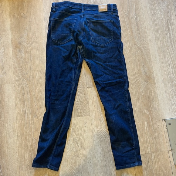 Du/er men’s jeans 32x32. Holes and wear in crotch (shown in pics) - Picture 3 of 3
